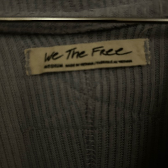 Free People cozy top worn 2x - Picture 3 of 3
